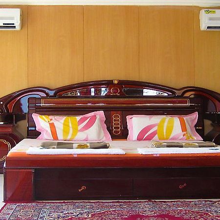Hotel Sri Saravana Rāmeswaram Екстериор снимка