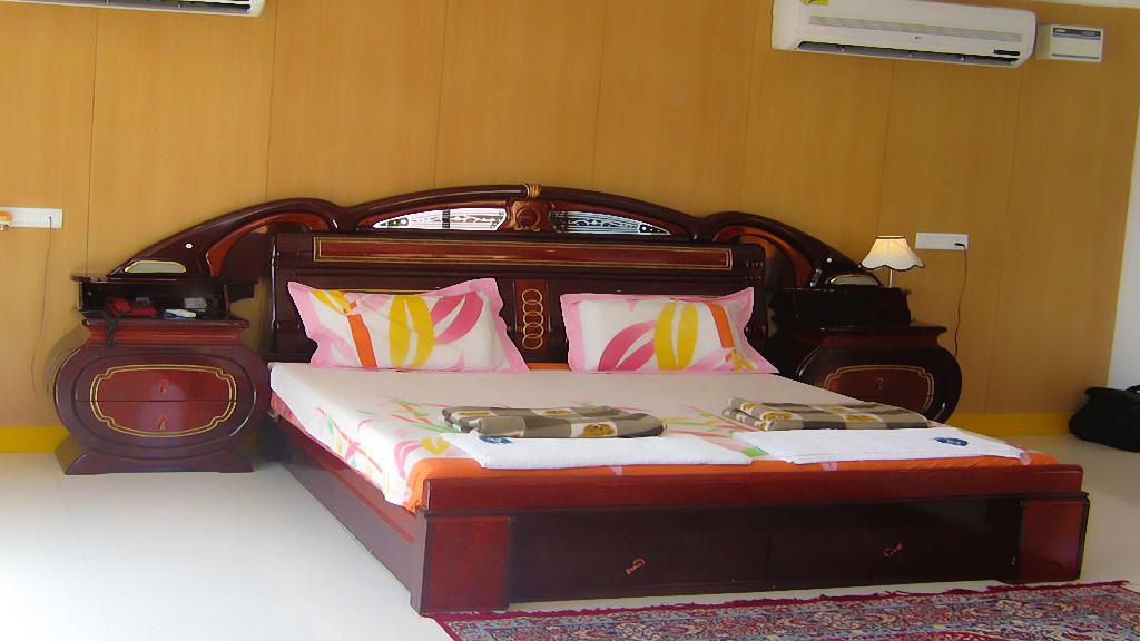 Hotel Sri Saravana Rāmeswaram Екстериор снимка